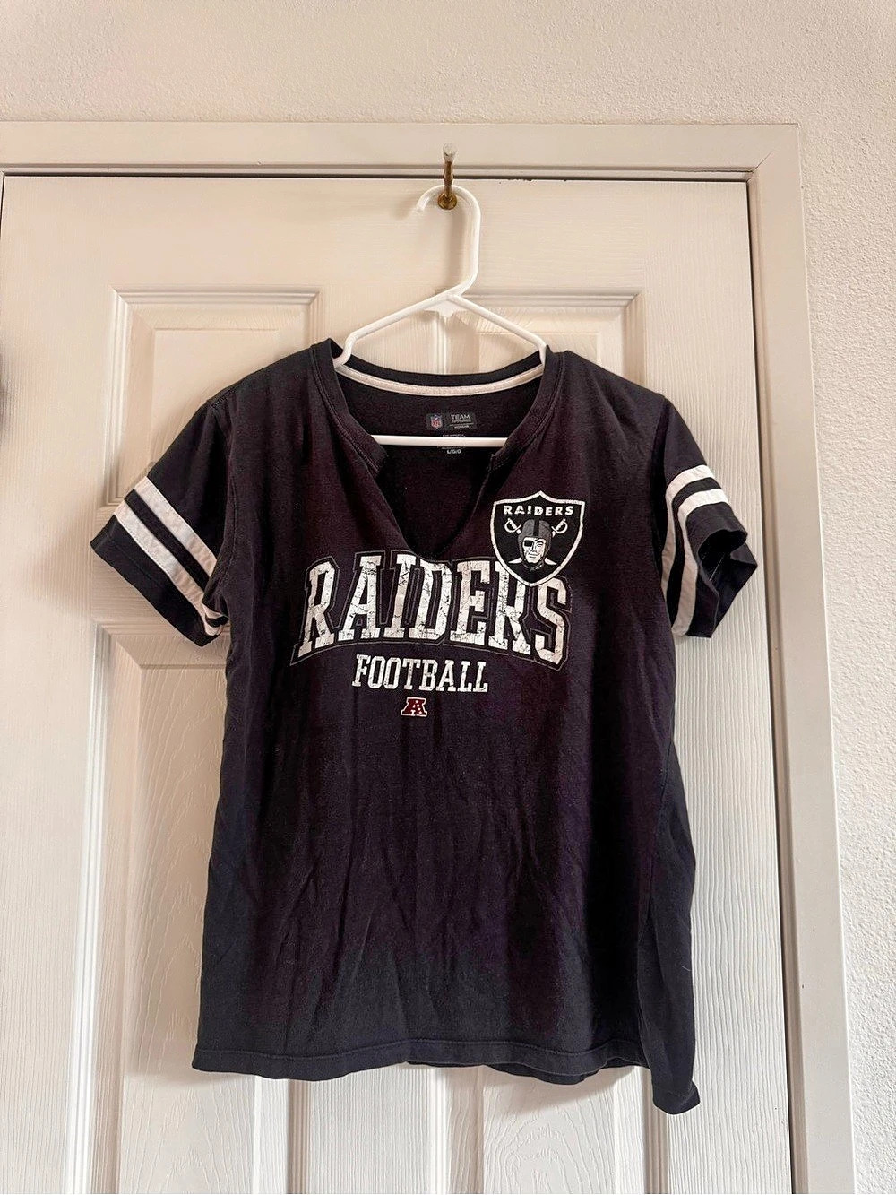 Team Apparel Raiders Football Graphic Tee Black & White Size Large
